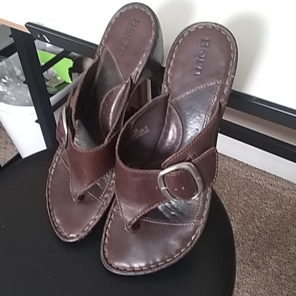 Born Sandals - Picture 2 of 8